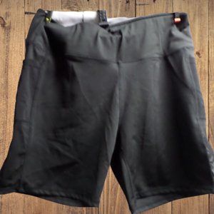 *SOLD* LegEnd Bike Shorts - Womens - Black - Size 1X - 2 Pockets